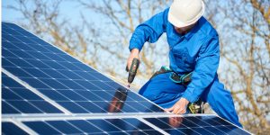 Installation Maintenance Panneaux Solaires Photovoltaïques à Cretteville